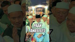 Ibu Ibu Teriak Tarik Tangan Anies