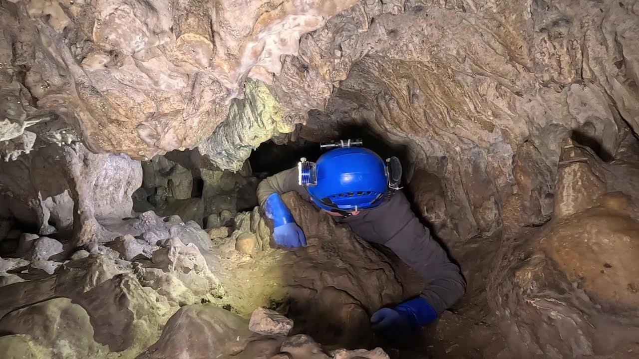 Tropfstein- und Lehmhöhle