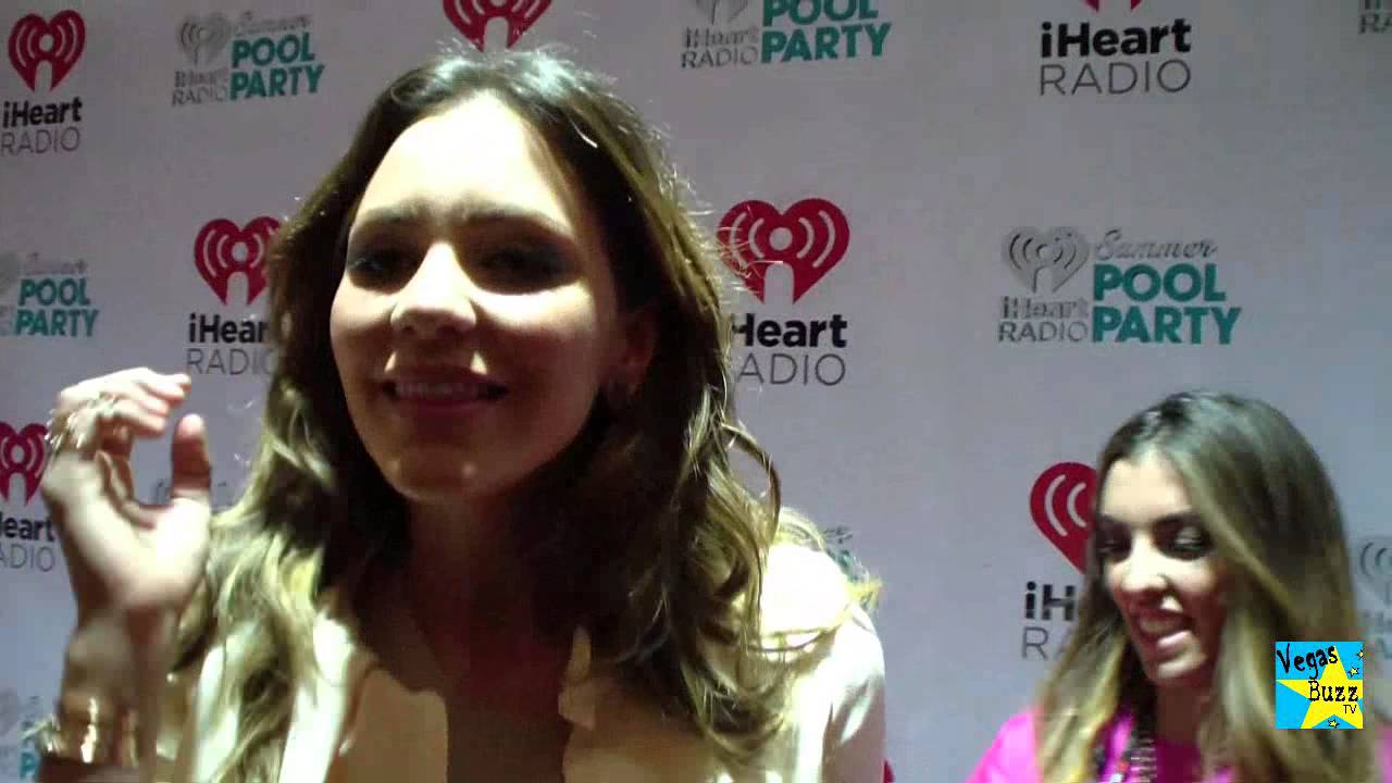 iHeart Pool Party Red Carpet Fashions! YouTube