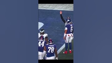 Jaxson Dart high fives his best friend😢 #giants #newyork #tnf #nfl #jaxsondart #nflmemes #memes