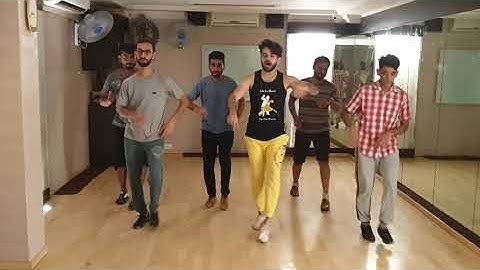 Different Strokes on1 Salsa Footwork ,Shines