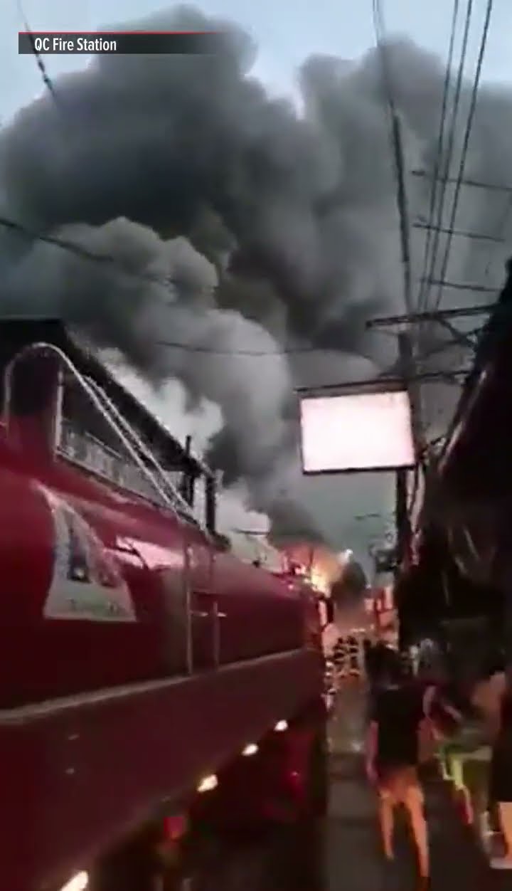 Matapos bahain, palengke sa QC nasunog