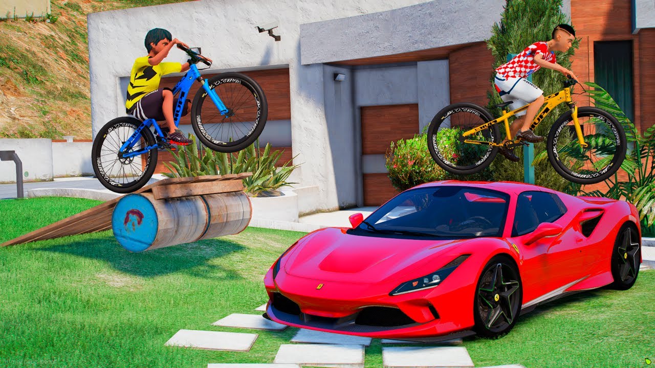 GTA V: MODS - PULEI MINHA FERRARI COM UMA BIKE HUPI NAJA