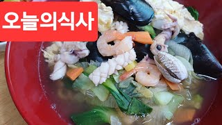 해산물.우동.Seafood, squid, classic, mussels, udon.