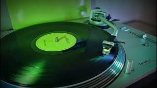 Frisky - You've Got Me Dancing In My Sleep - 1979 (4K/HQ)