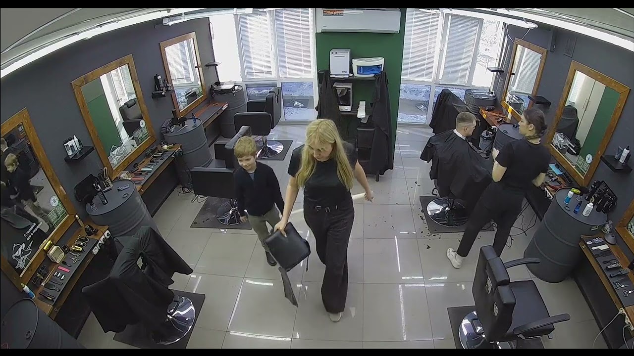 Short buzzcut by brunette barberette