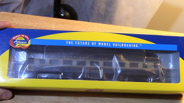 Athearn arched roof coach