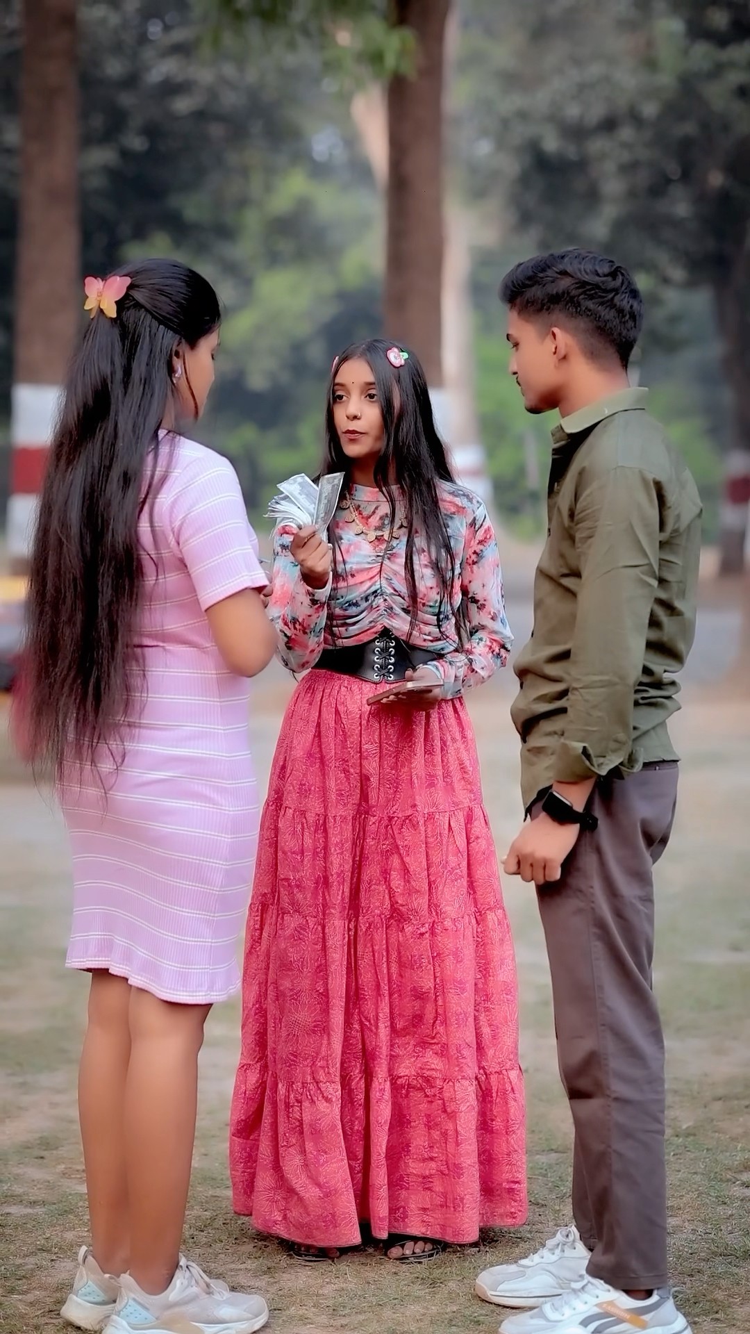 Humsafar sath dene wala chahiye Pese wala nahi