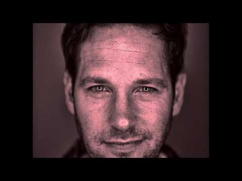 Bobby Newport thinks you suck at Raised by TV's Trivia