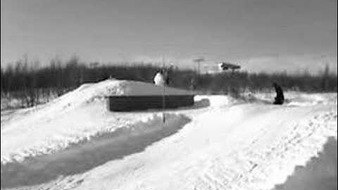 Snowboard -  fs boardslide to fakie