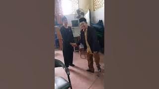 Gaya Salaman ala Santri Senior dan Yunior