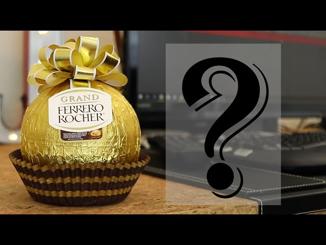 GIANT Christmas Ferrero Rocher!!! 