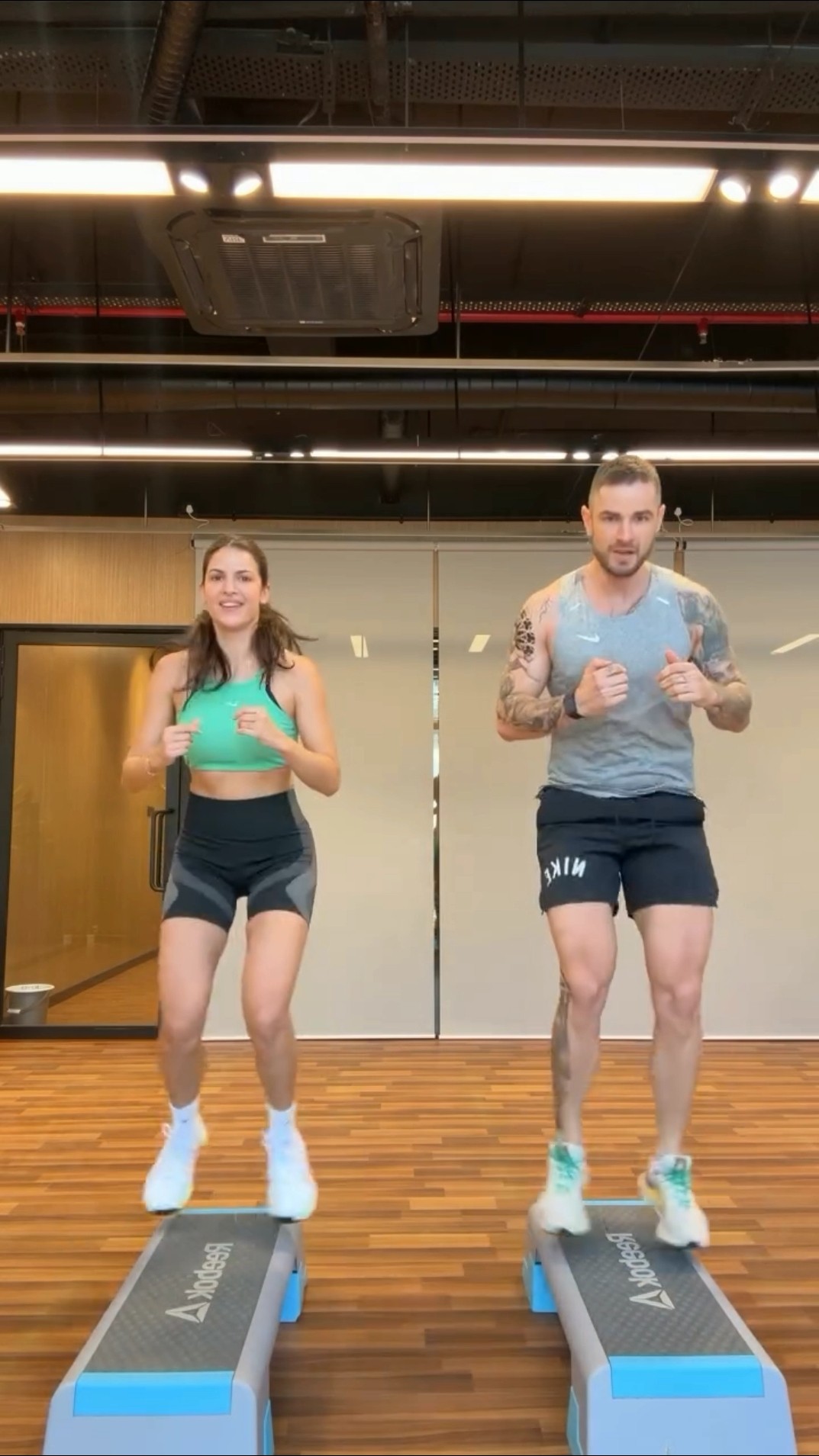 #natasastankovic enjoying the fit company of her bestie ?? #filmykalakar