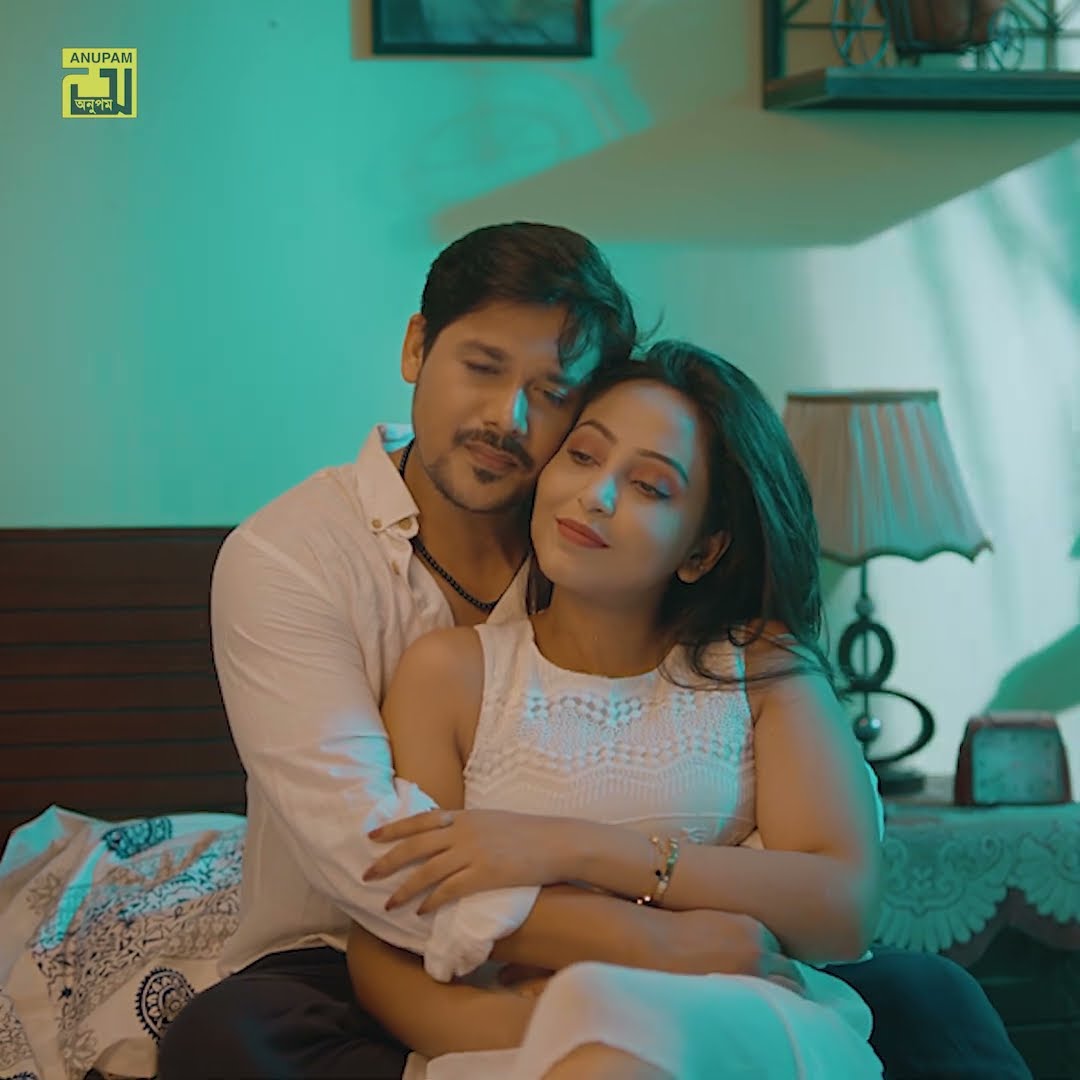 Tumi Chile Meghe Dhaka Chad | Nancy \u0026 Mahtim Shakib | Bangla Song #shorts