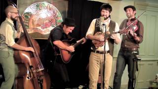 Vignette de la vidéo "The Steel Wheels - Blue Ridge Mountains - Honey Bear"