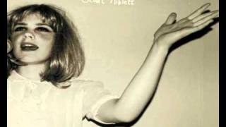 Scout Niblett - So Much Love To Do chords