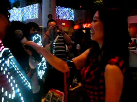 Watch 葉慧婷 YT 新一天 ( LIVE Stage @ Langham Place L12 09- 10-2011 ) on YouTube Watch 葉慧婷 YT 新一天 ( LIVE Stage @ Langham Place L12 09- 10-2011 ) on YouTube
