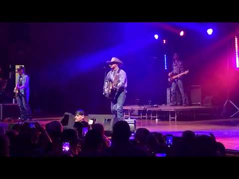 Wild As You - Cody Johnson LIVE 1/27/18 Springfield MO
