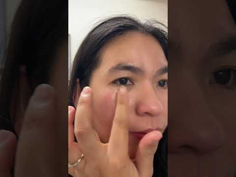 I'm genuinely impressed with the Refine Plus High-Potency Refinishing Treatment Peel.