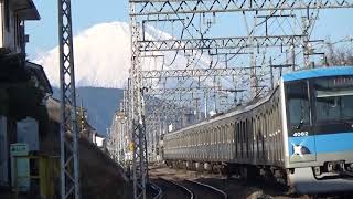 2018.01.03小田急4000形急行新宿行き富士山バック（秦野～渋沢）