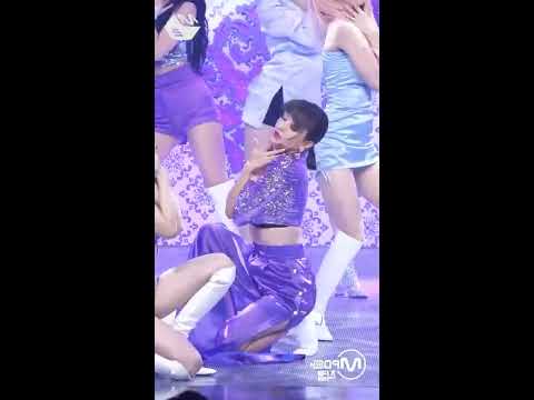 TWICE - Feel Special (Jihyo focus mirrored)