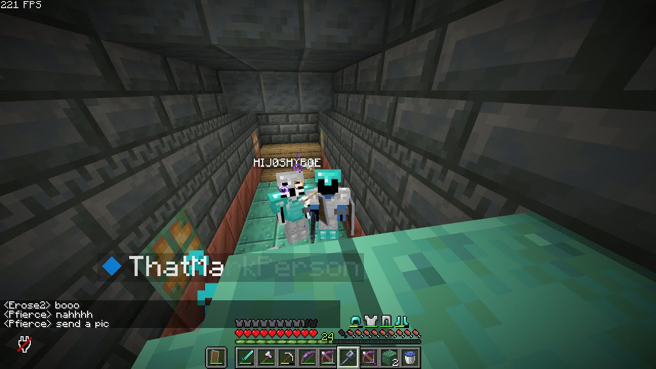 How we got the ONLY mace on this smp - YouTube
