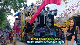 Download Lagu Wakil Nganjuk Red Bull Audio Ikut Manaskan Suasana Penonton Karnaval Jogoroto Jombang MP3 Download Lagu Wakil Nganjuk Red Bull Audio Ikut Manaskan Suasana Penonton Karnaval Jogoroto Jombang MP3