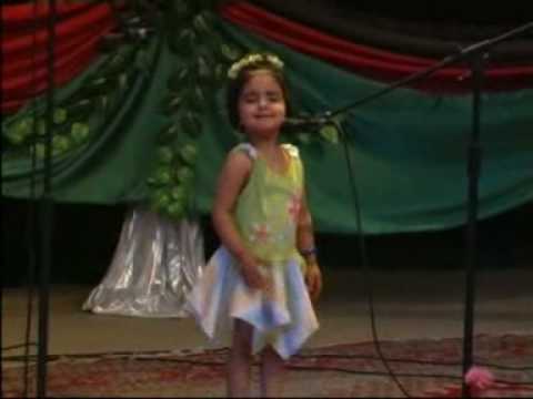 small afghan girl sing 0001