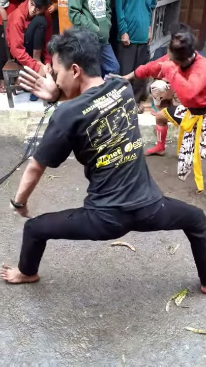 shorts terbaru cowok ganteng anak jaranan || ndadi jaranan kuda kepang. story wa