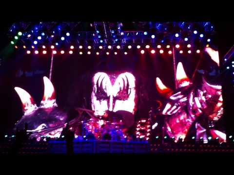 KISS - God of Thunder - VA Beach 7/21/12