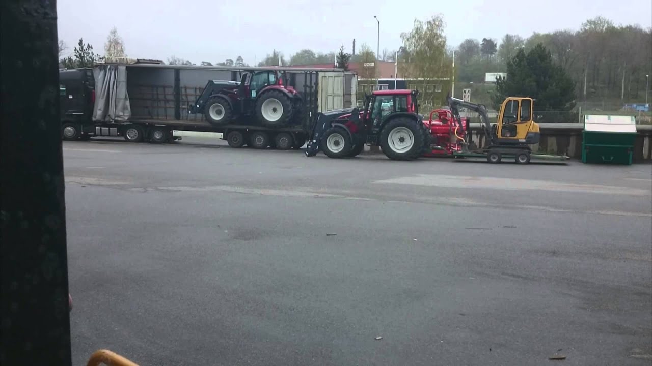 Avlastning av en ny Valtra