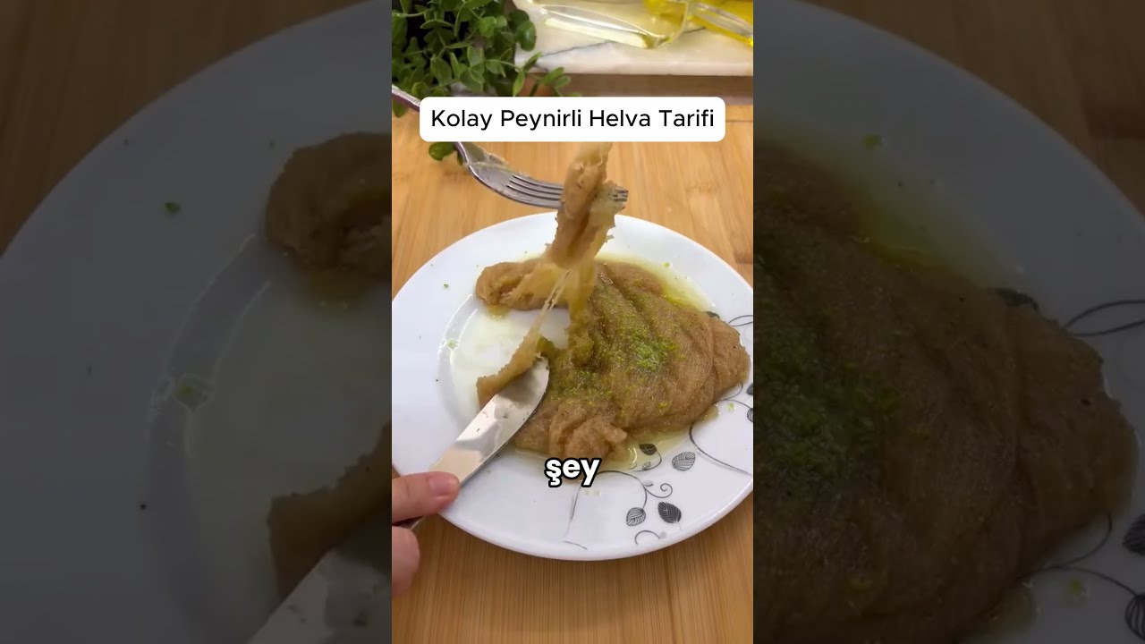 Denenmesi Gereken En İyi Tatlı: Peynirli İrmik Helvası Denenmesi Gereken En İyi Tatlı: Peynirli İrmik Helvası