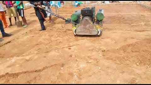 Roller compaction of foundation filling