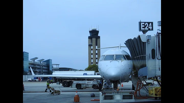 Flight Review | American CRJ-900 | CLT-IAD | Part 1
