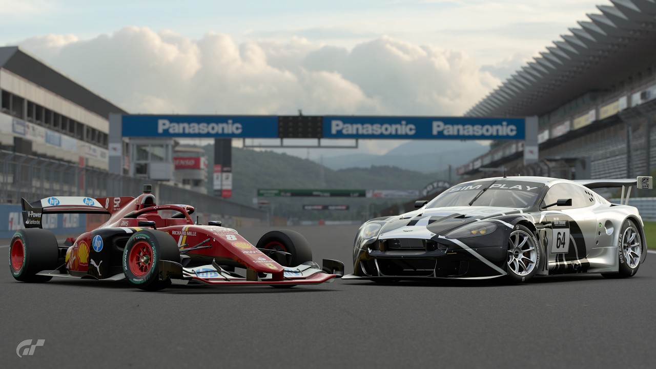 Сімрейсерська п'ятниця! Поки є світло.