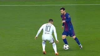 Lionel Messi 2017/18 : Dribbling Skills, Goals, Passes, Teamwork