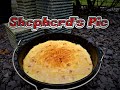 Shepherd&#39;s Pie - Rinderhack unter Kartoffeln / Parmesan Kruste. Dutch Oven Rezepte. Британский пирог