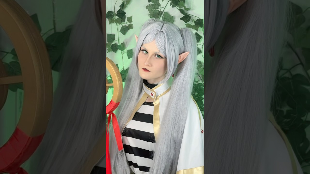 Do you know Frieren? 💚👀 #anime #cosplay #frieren