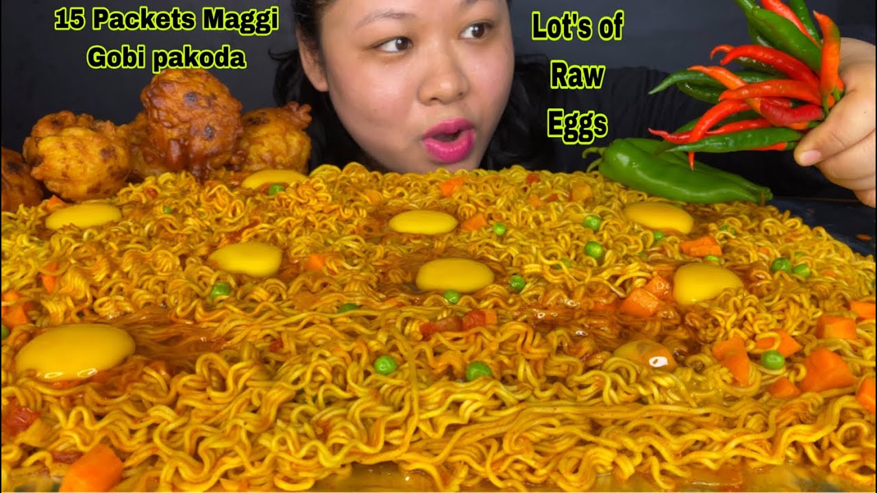 LOT’S OF RAW EGGS, LOT’S OF RED & GREEN CHILLIES, 15 PACKETS MASALA MAGGI MUKBANG | MAGGI CHALLENGE