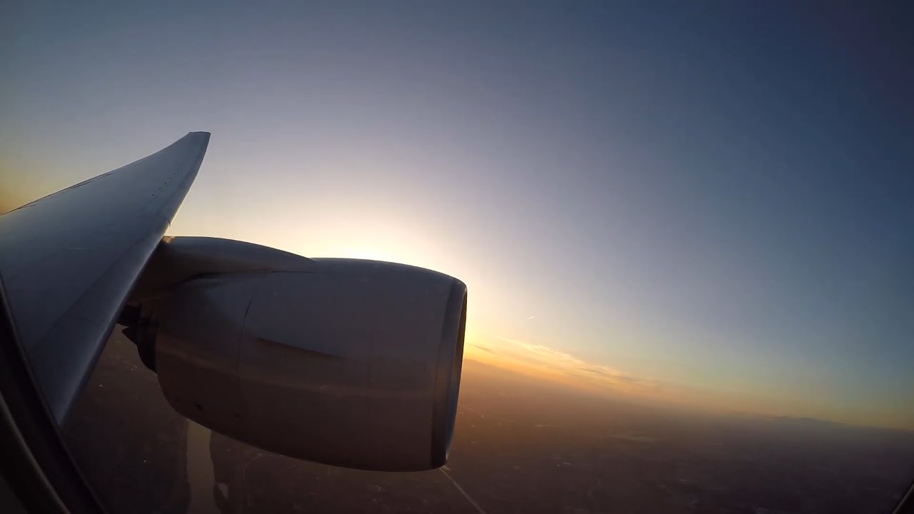 United 777 Beautiful Sunset Takeoff from Tokyo Narita Intl Airport - NRT