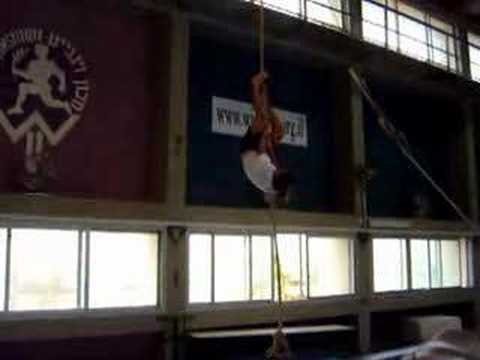 Reverse Chameleon Rope Climb