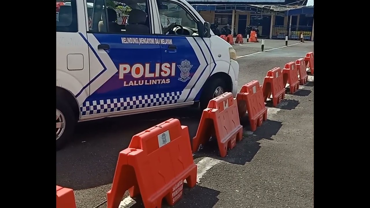 UJIAN SIM A SATPAS Colombo Surabaya Materi Maju Mundur Zigzag Sampai Berhenti Di Tanjakan