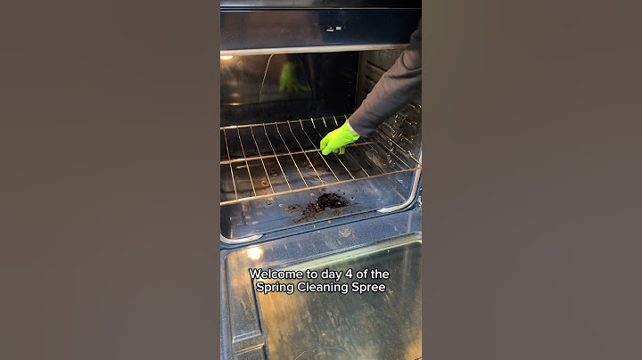 Clean Your Oven Quick And Easy With These Tips! | Day 4 Spring Cleaning Spree 2024 #cleaning #howto