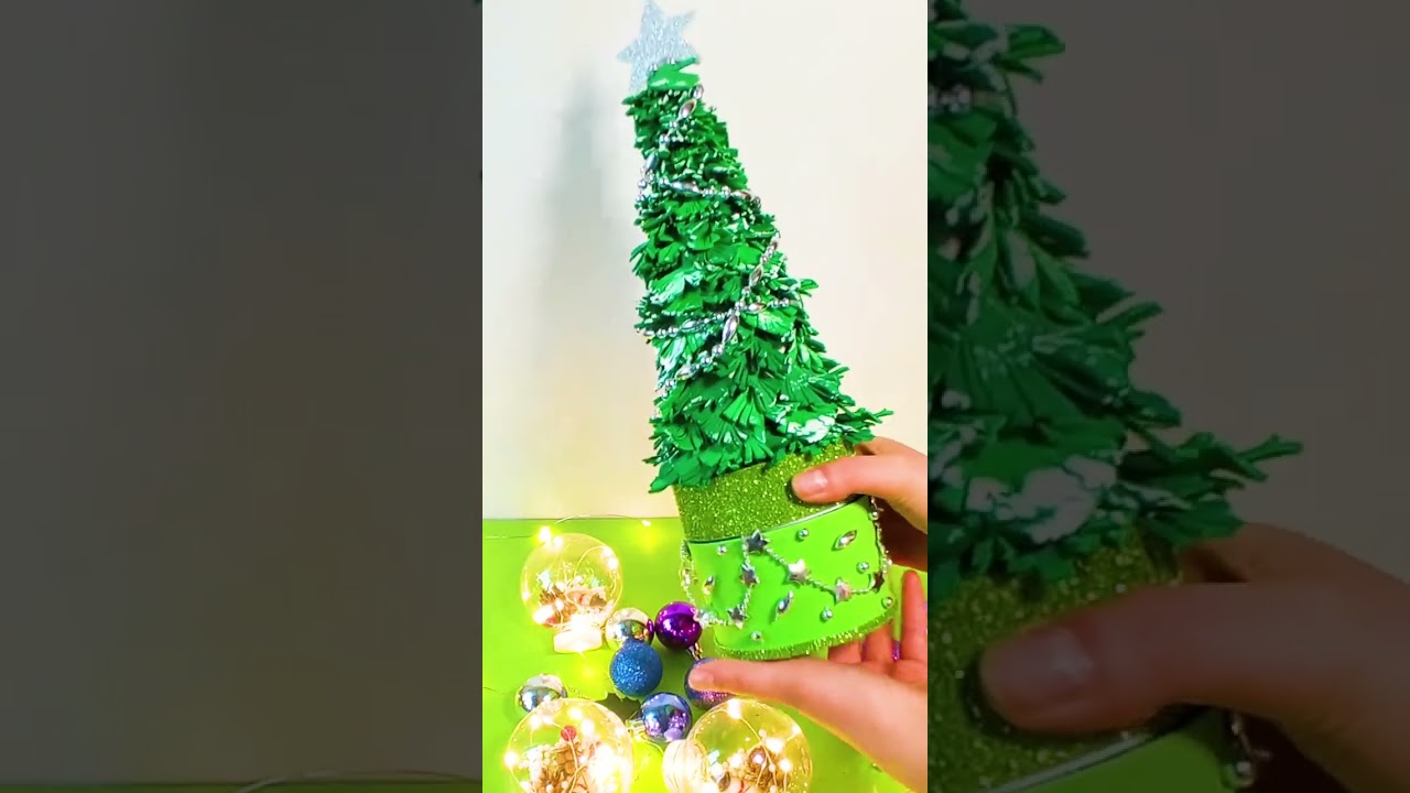 Как сделать ЕЛКУ своими руками в домашних условиях | поделки из фоамирана для нового года 2023