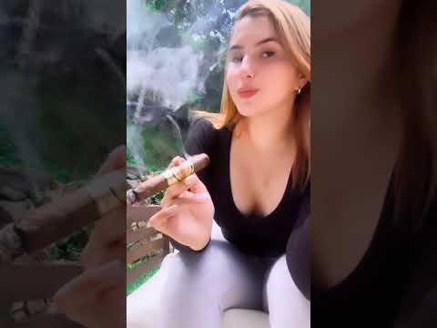 Cigar woman #cigars #cigarstyle