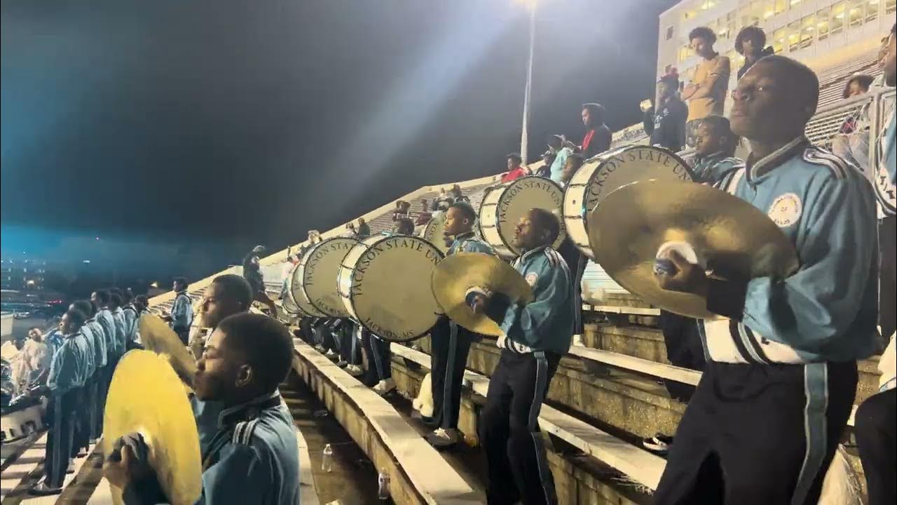 Jackson State University Drumline (War & Thunder) - A511 - YouTube