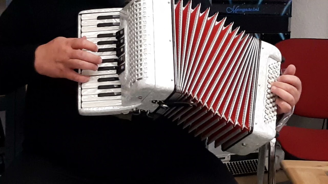 WDTOYPA8R - Red Woodstock Toy Piano Accordion M 17 8 $40 