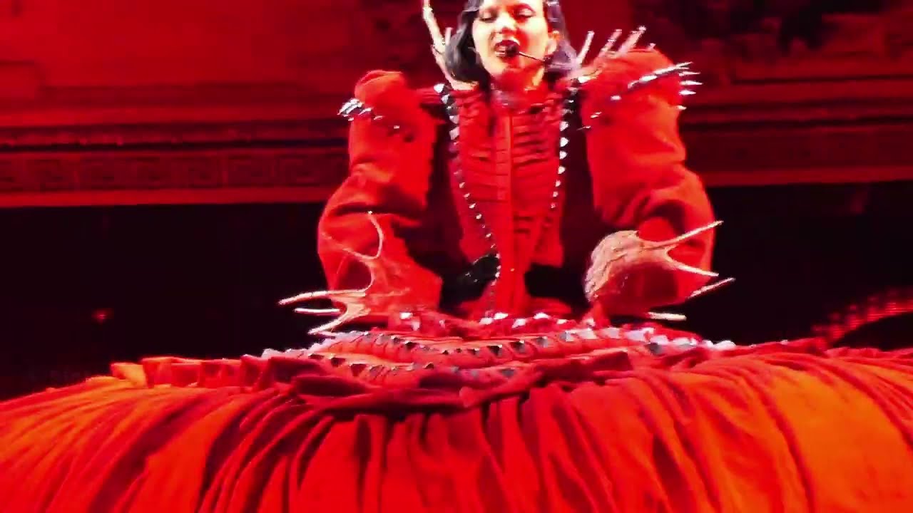Lady Gaga - 