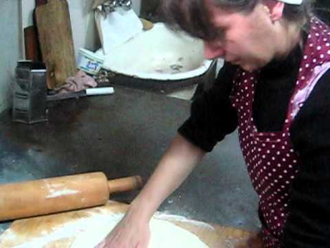 Vídeo: Como Cozinhar Khachapuri Imeretian