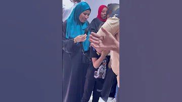 ربيع مامته جنات صممت تسلمهم ربيع بنفسها طلبت حاجات كتير والله بس نفذتها كلها الحمد لله 